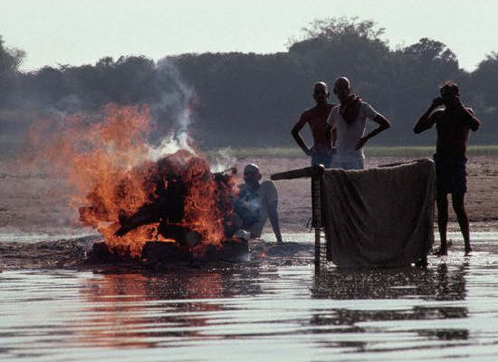 Hindu Cremation on Ganges, India