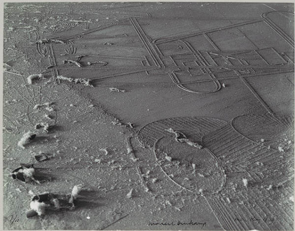 Marcel Duchamp. Dust Breeding, 1920