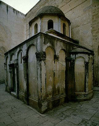 Cathedral of Canosa, Mausoleum of Bohemond, Italy
