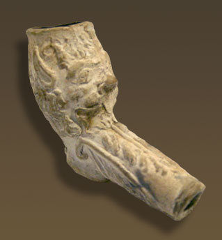 Sir Walter Raleigh clay pipe