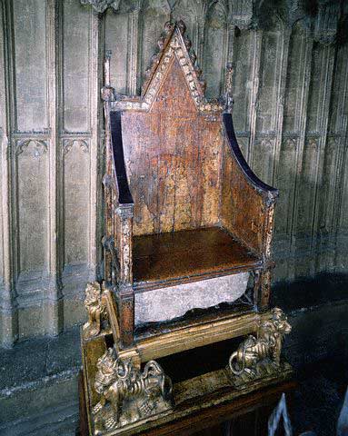 English Throne Enclosing The Stone of Scone . 1308